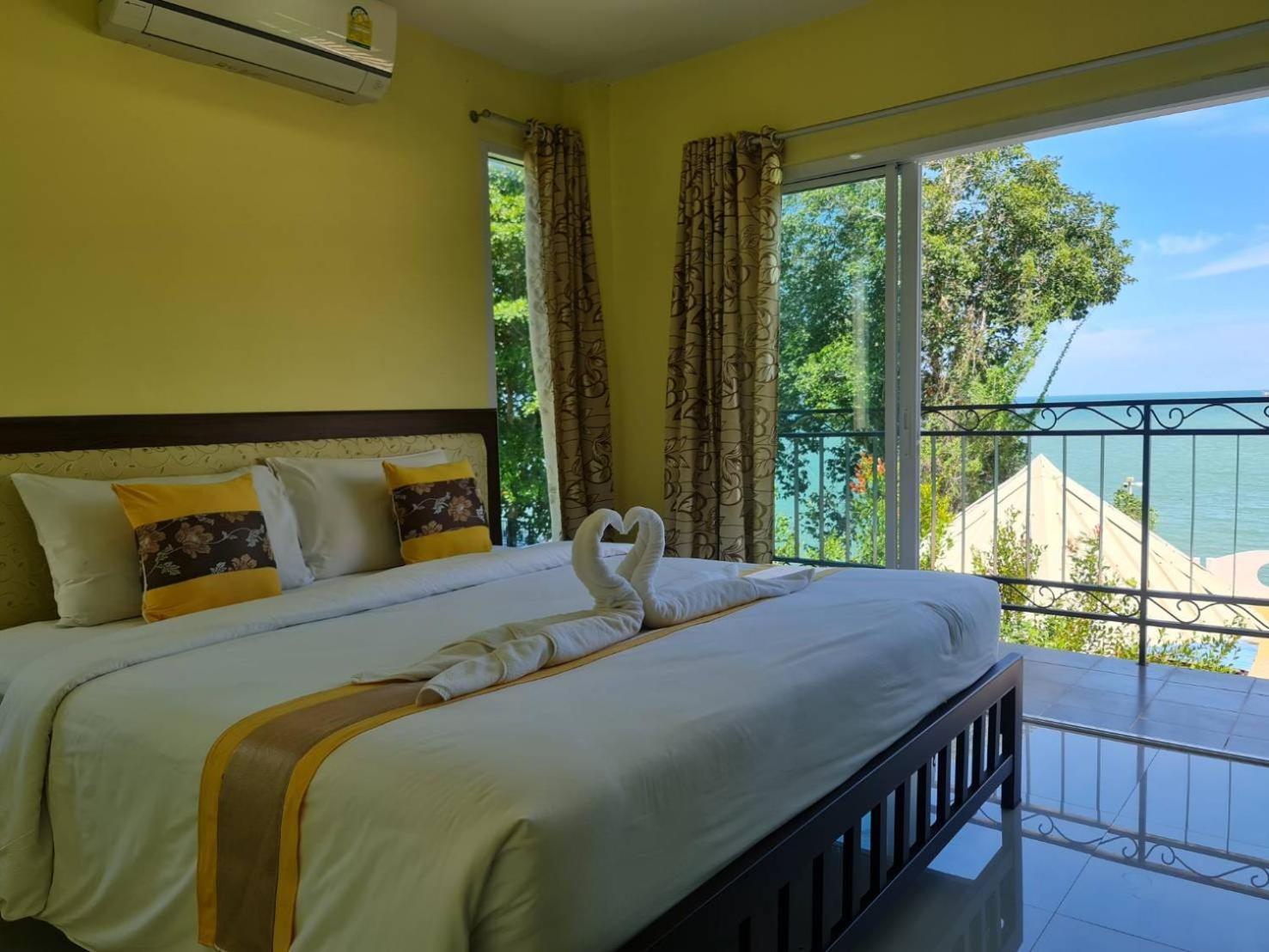 Hotel Chom By The Sea Ao Nam Mao Zewnętrze zdjęcie
