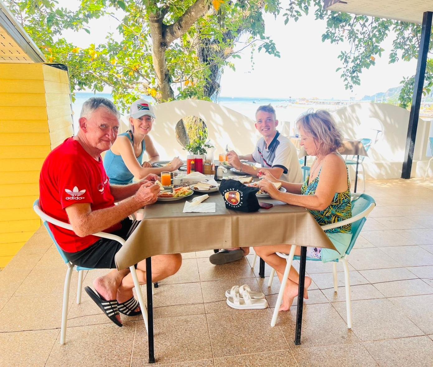 Hotel Chom By The Sea Ao Nam Mao Zewnętrze zdjęcie